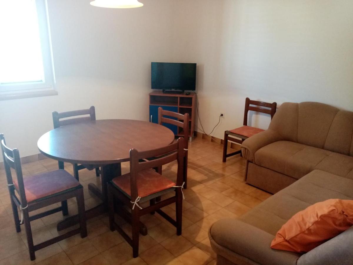 Pave Apartment Betina  Bagian luar foto
