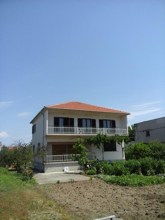 Pave Apartment Betina  Bagian luar foto